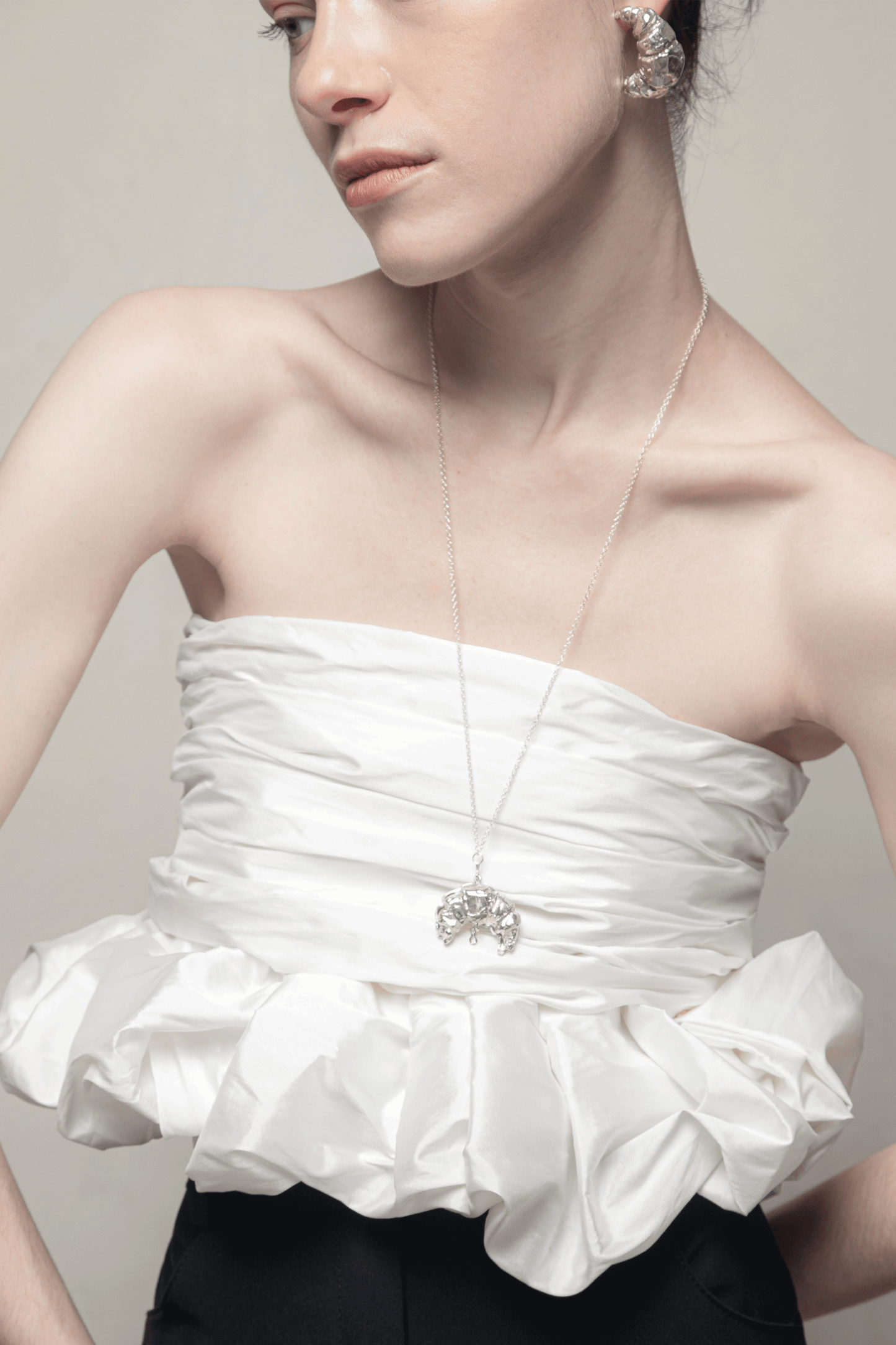Collar Relicario Croissant Maxi