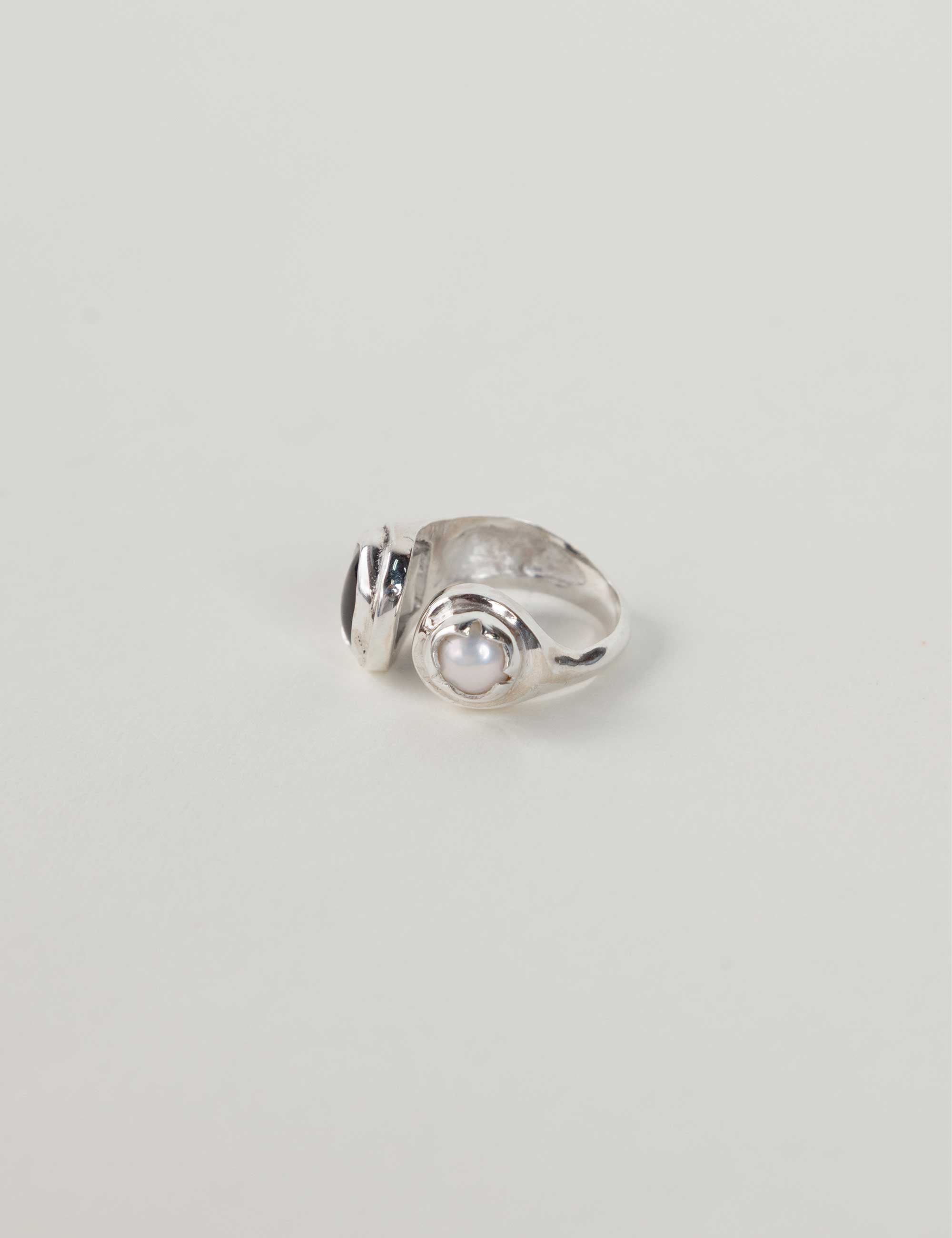 Anillo Lado Revés Ónix