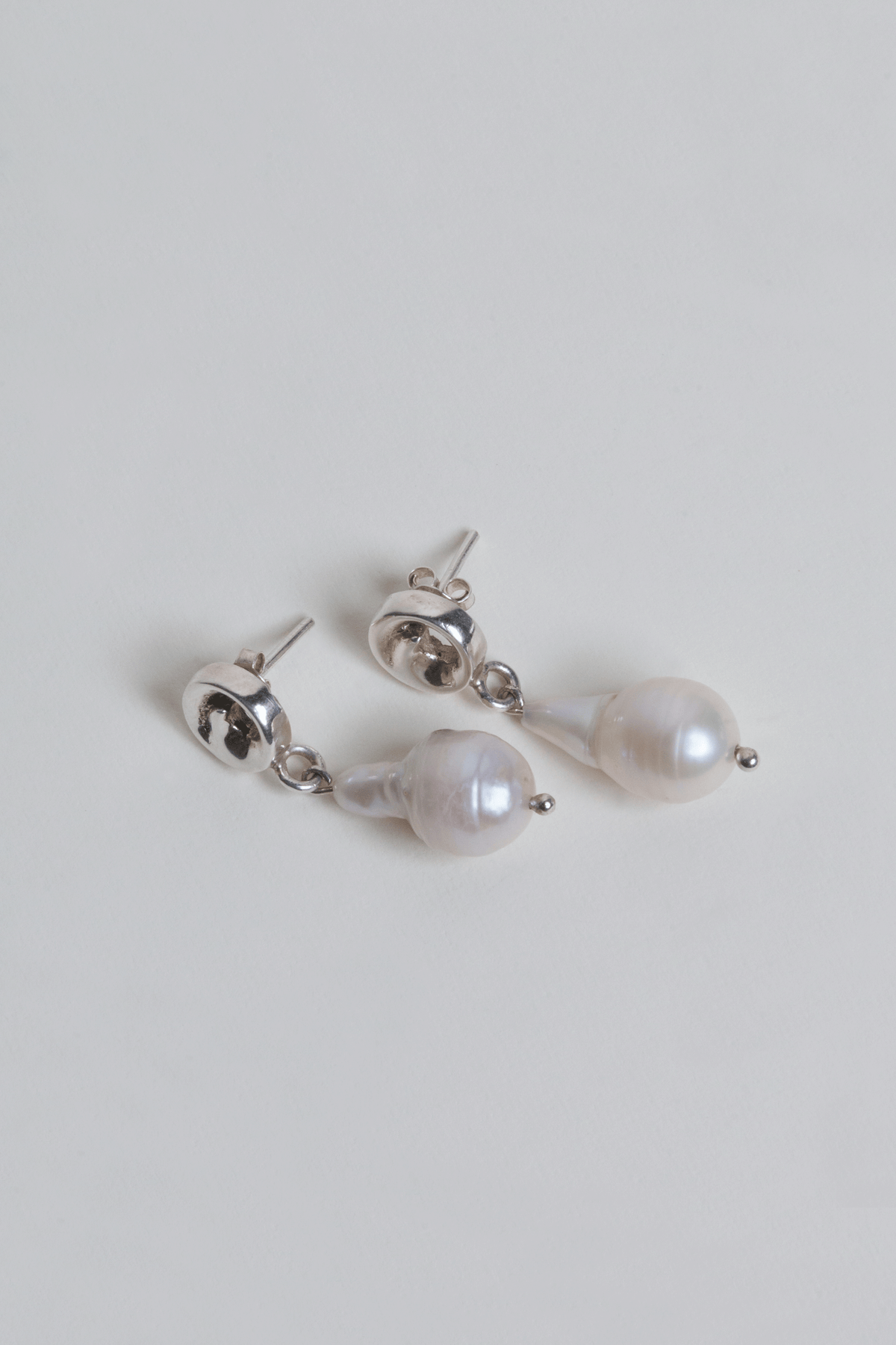Aretes Rollitos Midi Perla